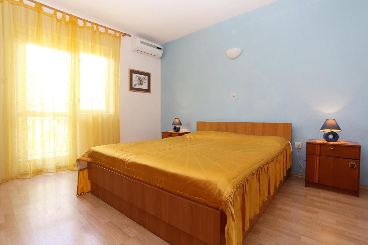 Apartment Igrane 10033a Zewnętrze zdjęcie